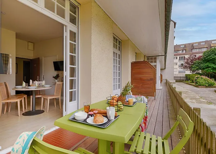 Aparthotel Goélia Le Castel Normand à Deauville